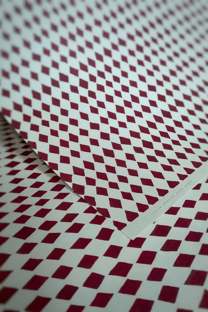 Katie Housley - DIAMOND RED HARLEQUIN LUXURY HOLIDAY CHRISTMAS GIFT WRAP