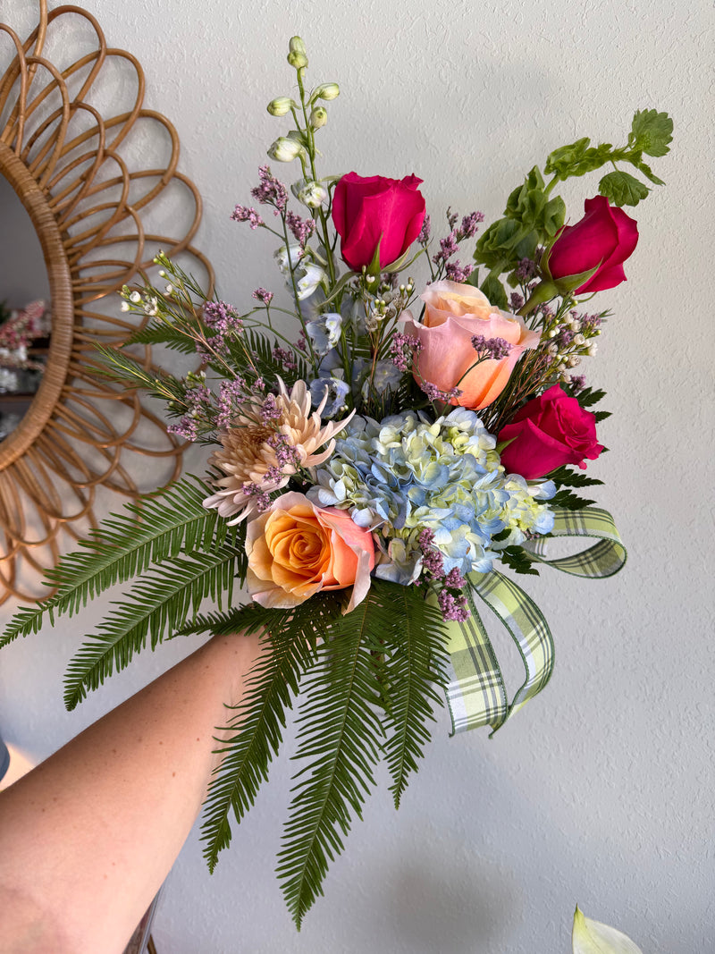 Medium Arrangement