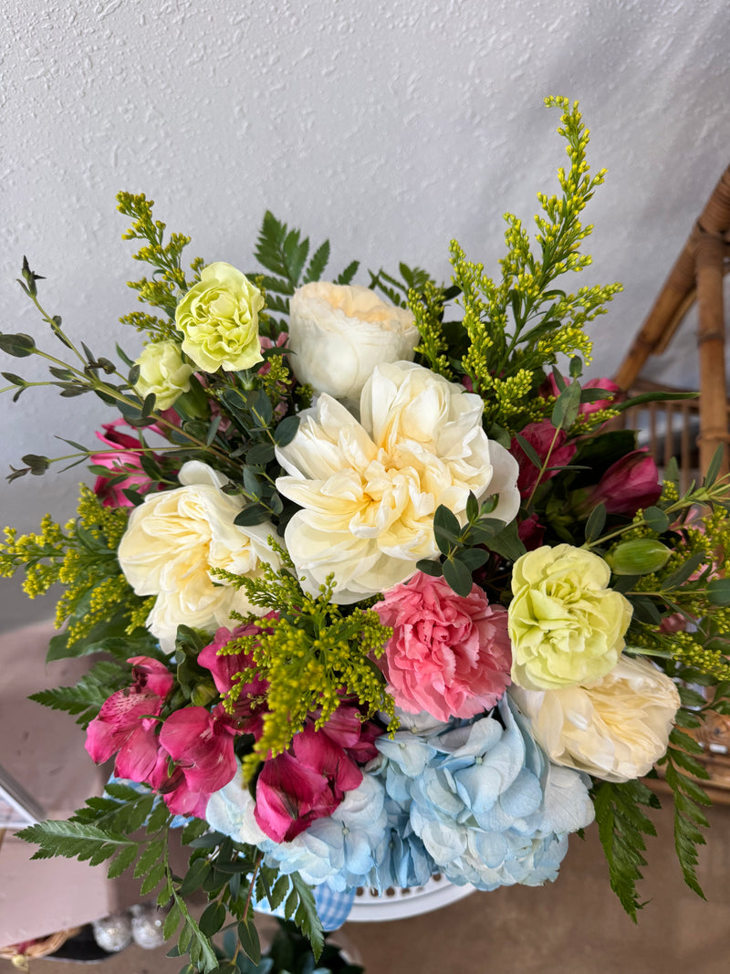 Medium Arrangement