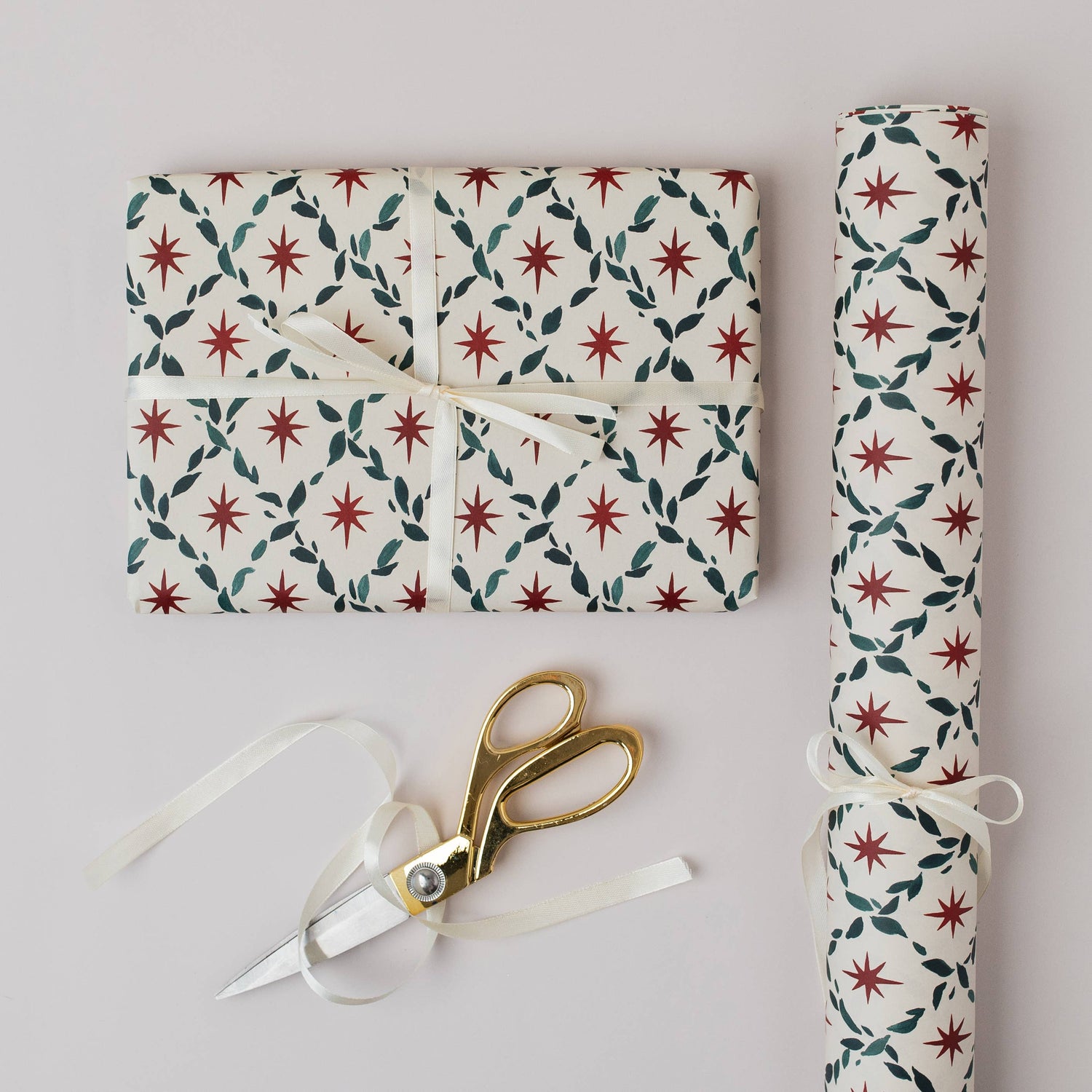 Katie Housley - CHRISTMAS DIAMOND STAR BOTANICAL LUXURY GIFT WRAP HOLIDAY PAPERS